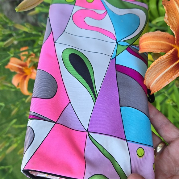 Paisley silk Makeup Travel Pouch with Tie strap. NWOT - Picture 11 of 14